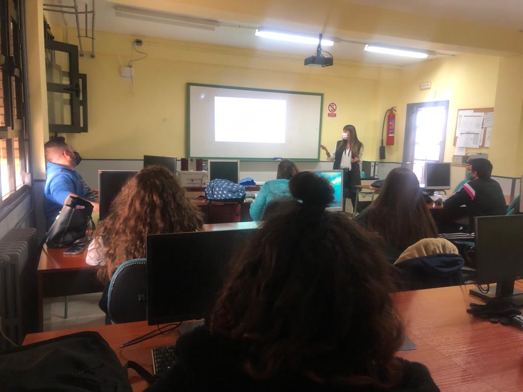 Charla_Mota_26-10-21_1.jpeg