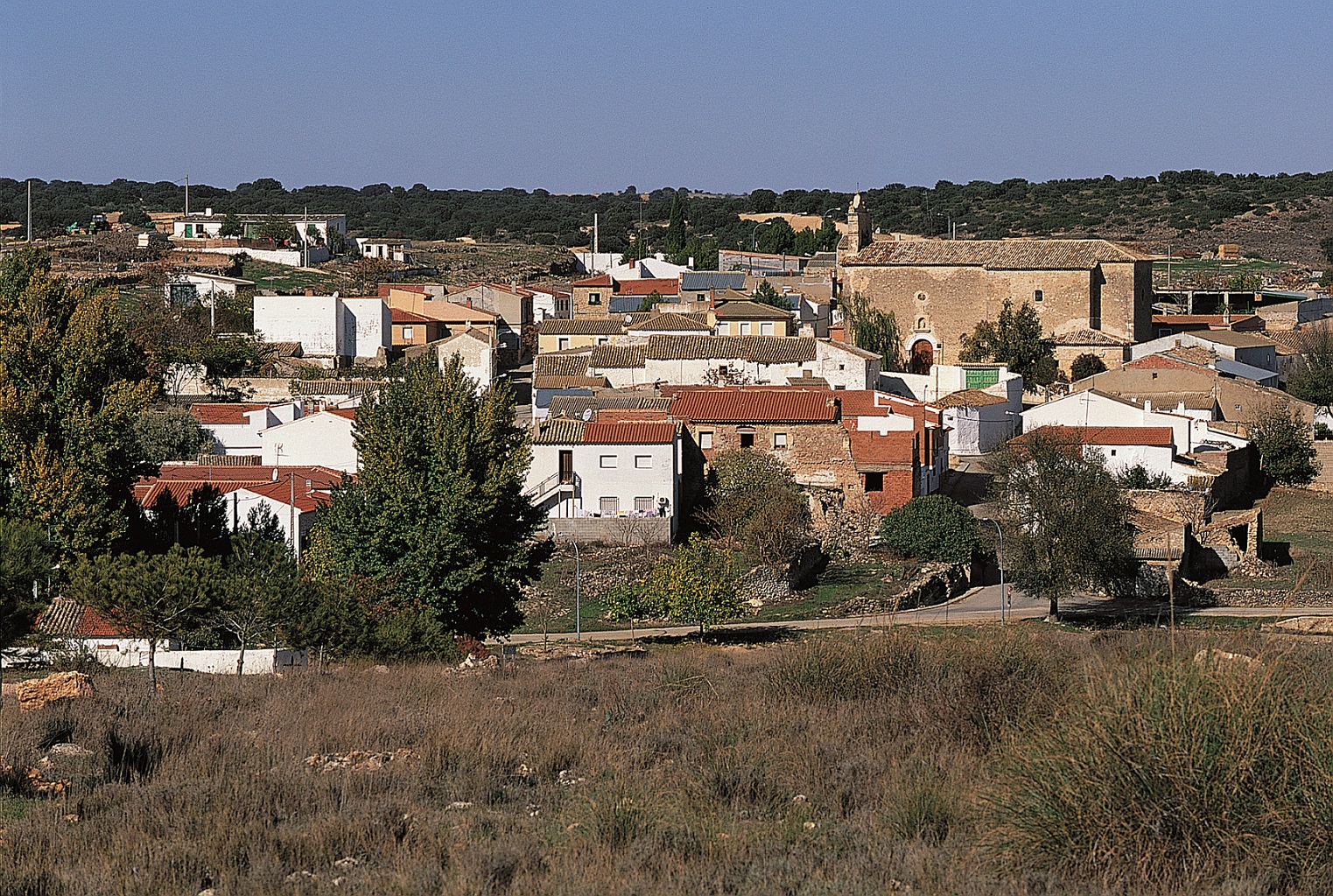 NP_Despoblación_Vista_pueblo_-_RAda_de_Haro_Válido.jpg