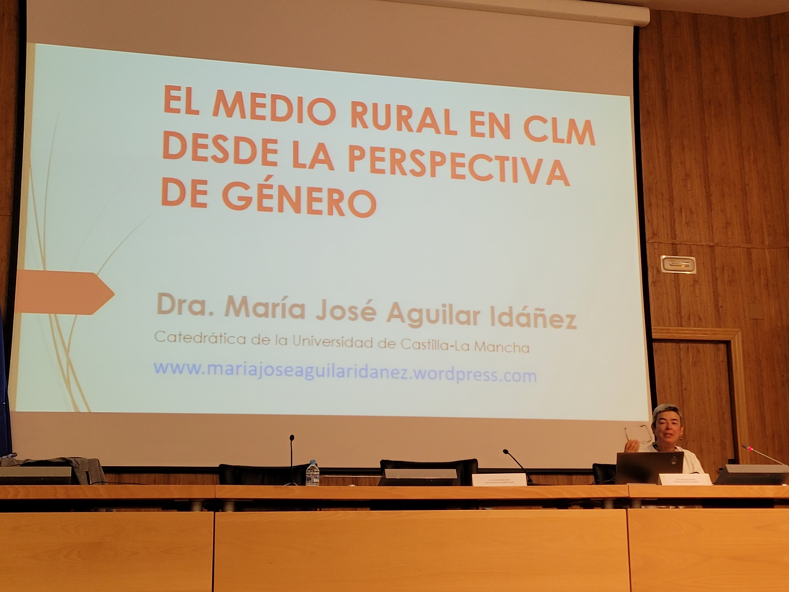 Seminario_Enfoque_Género_3.jpg