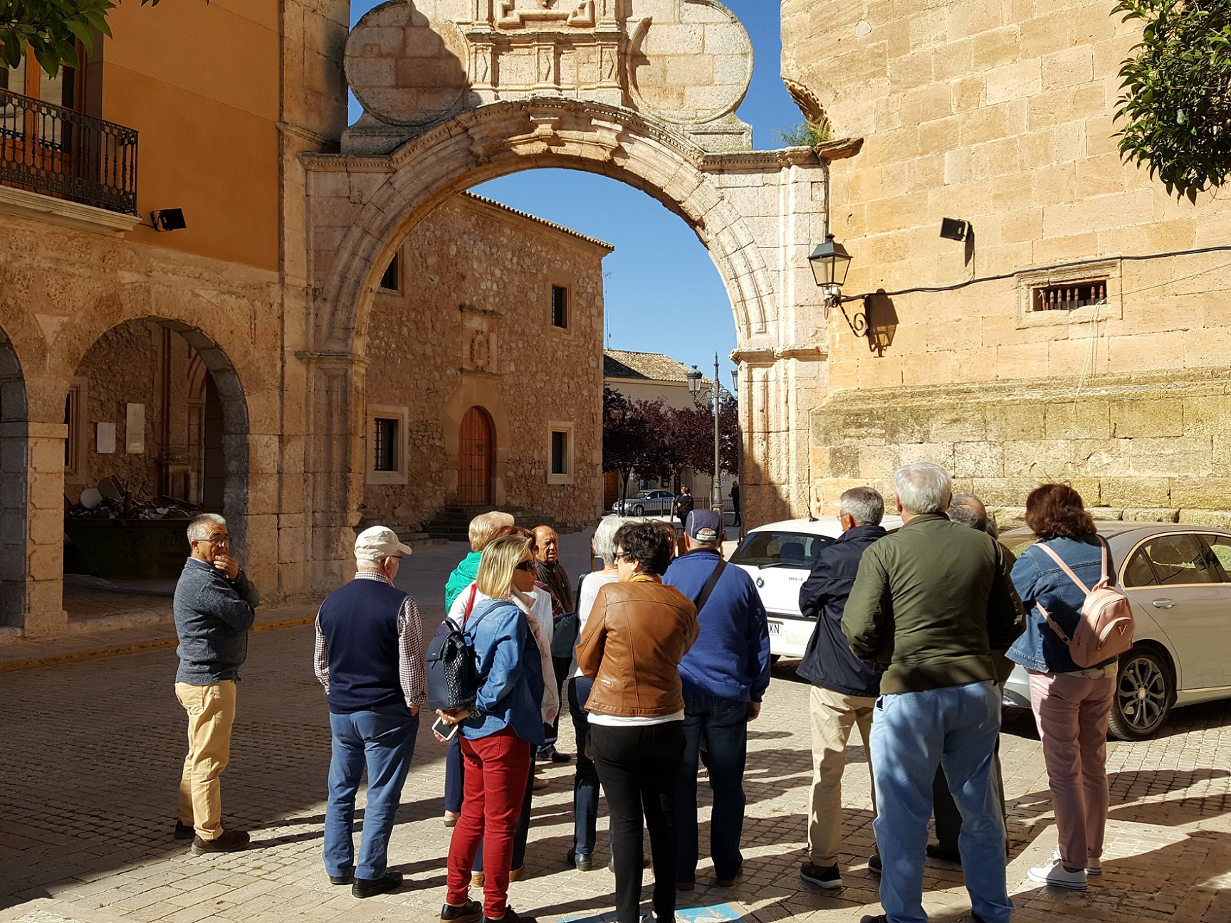 Visita_San_Clemente_Tresjuncos_29-5-19_4.jpg